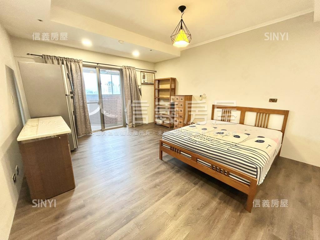 花園廣埸。高樓景觀美屋房屋室內格局與周邊環境