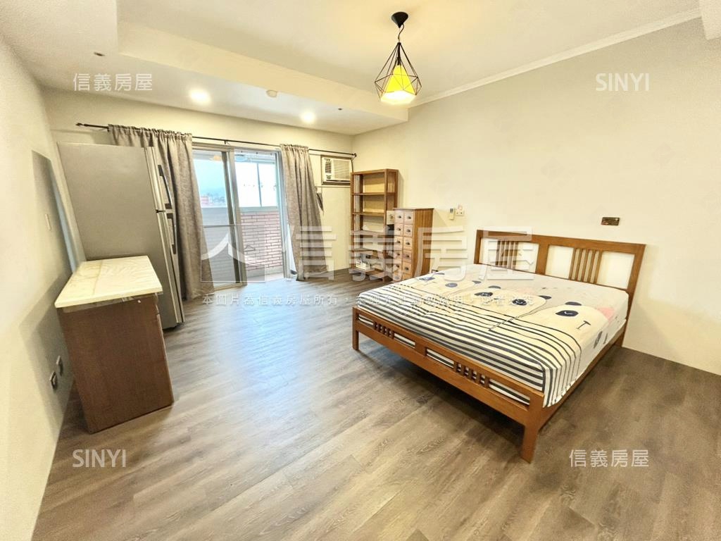 花園廣埸。高樓景觀美屋房屋室內格局與周邊環境