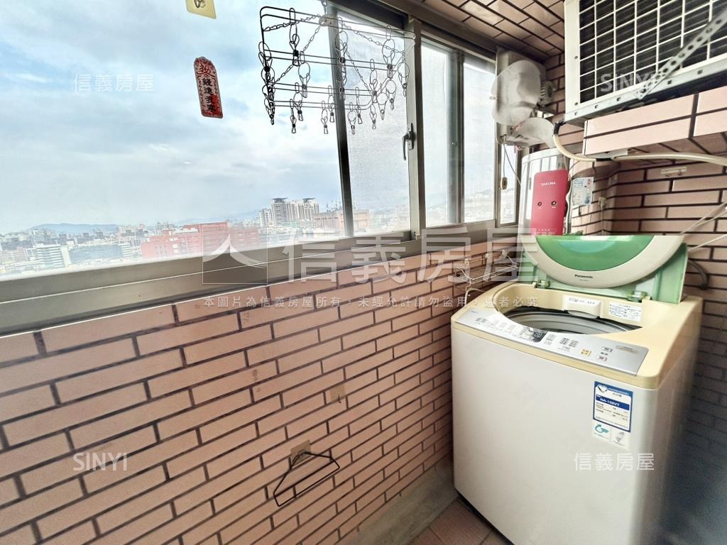 花園廣埸。高樓景觀美屋房屋室內格局與周邊環境
