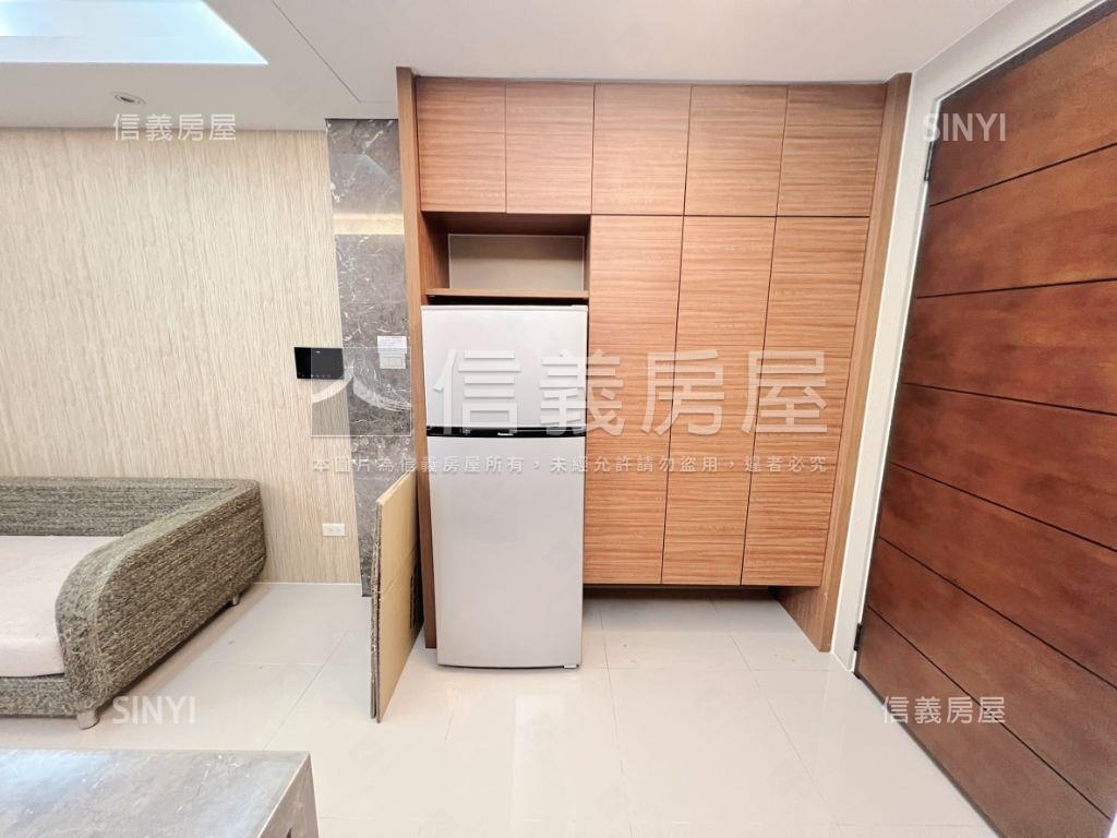 三上時上兩房平面車位房屋室內格局與周邊環境