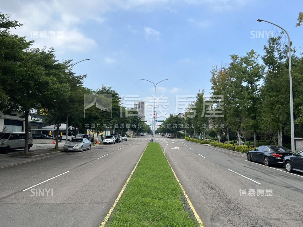 精銳雲臨路美透店房屋室內格局與周邊環境