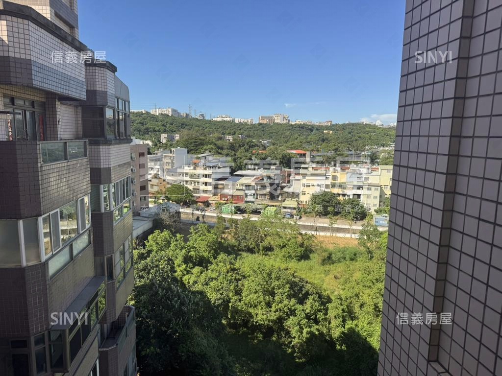 寶山萬邦新邸３房房屋室內格局與周邊環境