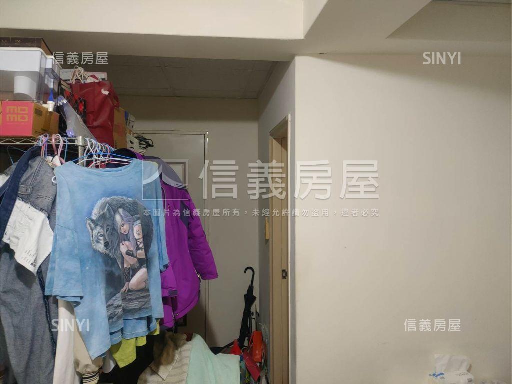 新生街收租四房房屋室內格局與周邊環境