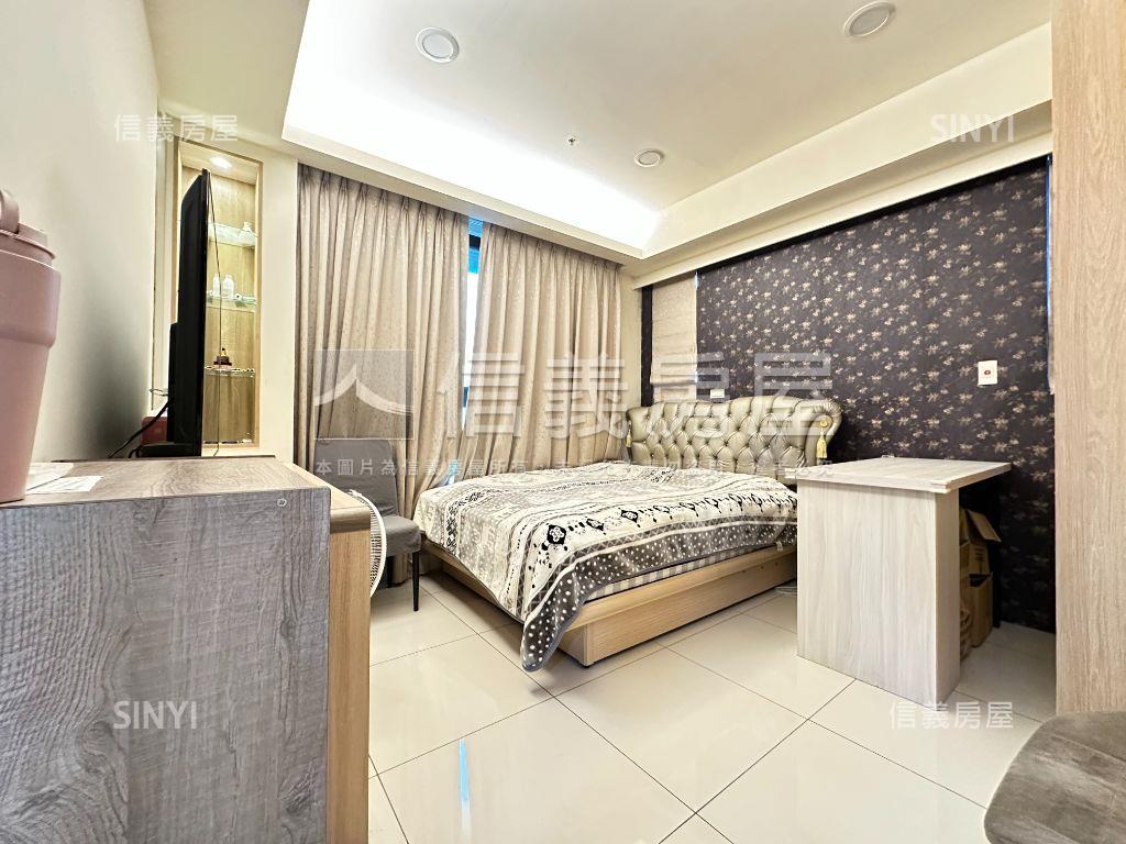 站前京華高樓景觀四房車位房屋室內格局與周邊環境