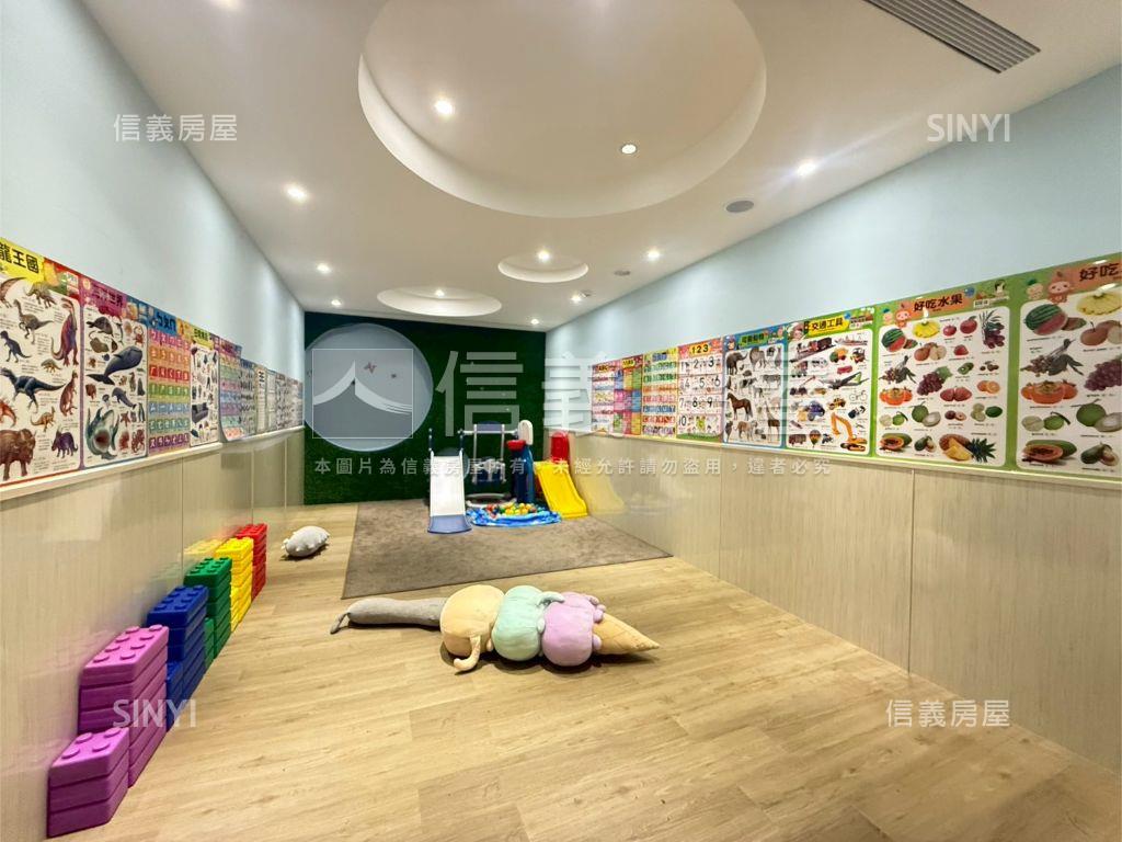 站前京華高樓景觀四房車位房屋室內格局與周邊環境