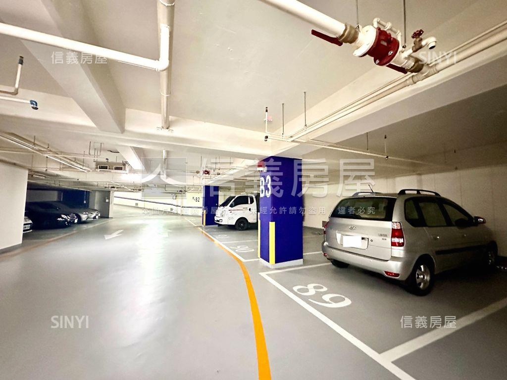 春城台北港高樓海景觀景台房屋室內格局與周邊環境