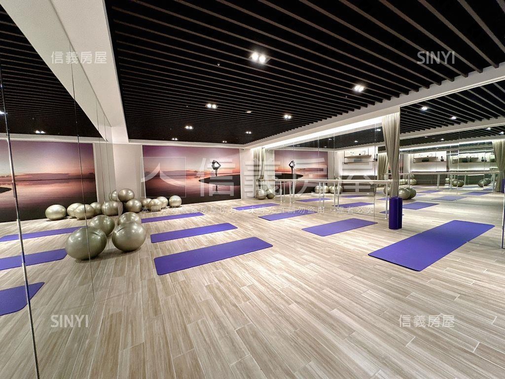 春城台北港高樓海景觀景台房屋室內格局與周邊環境