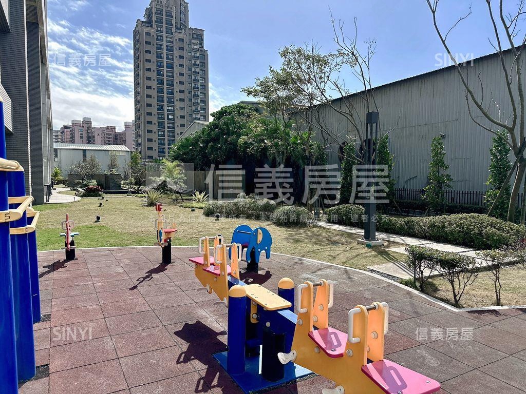 春城台北港高樓海景觀景台房屋室內格局與周邊環境