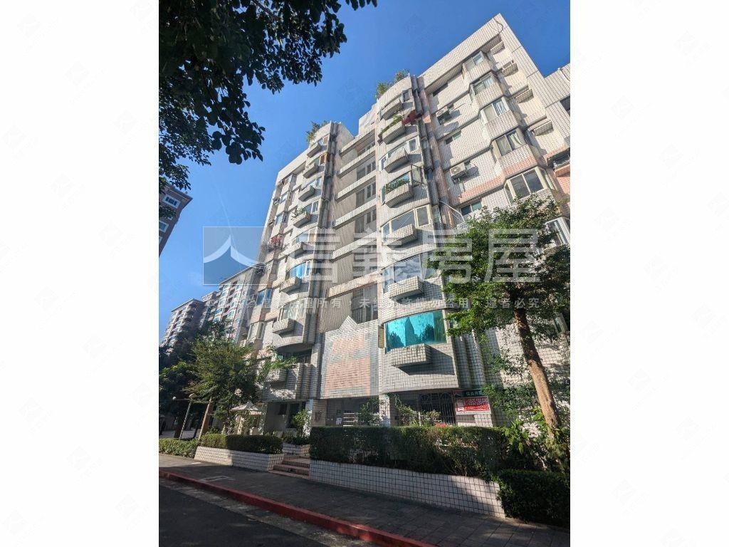 世貿新城綠意盎然一樓房屋室內格局與周邊環境