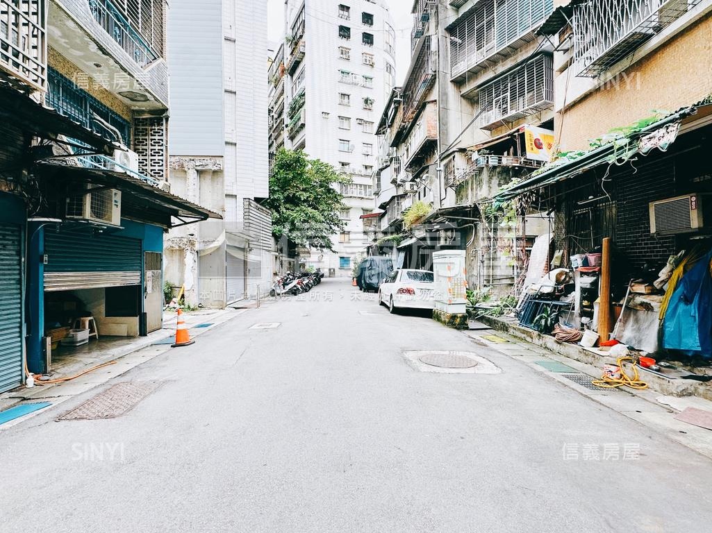 三重商工巷寬好停車一樓房屋室內格局與周邊環境