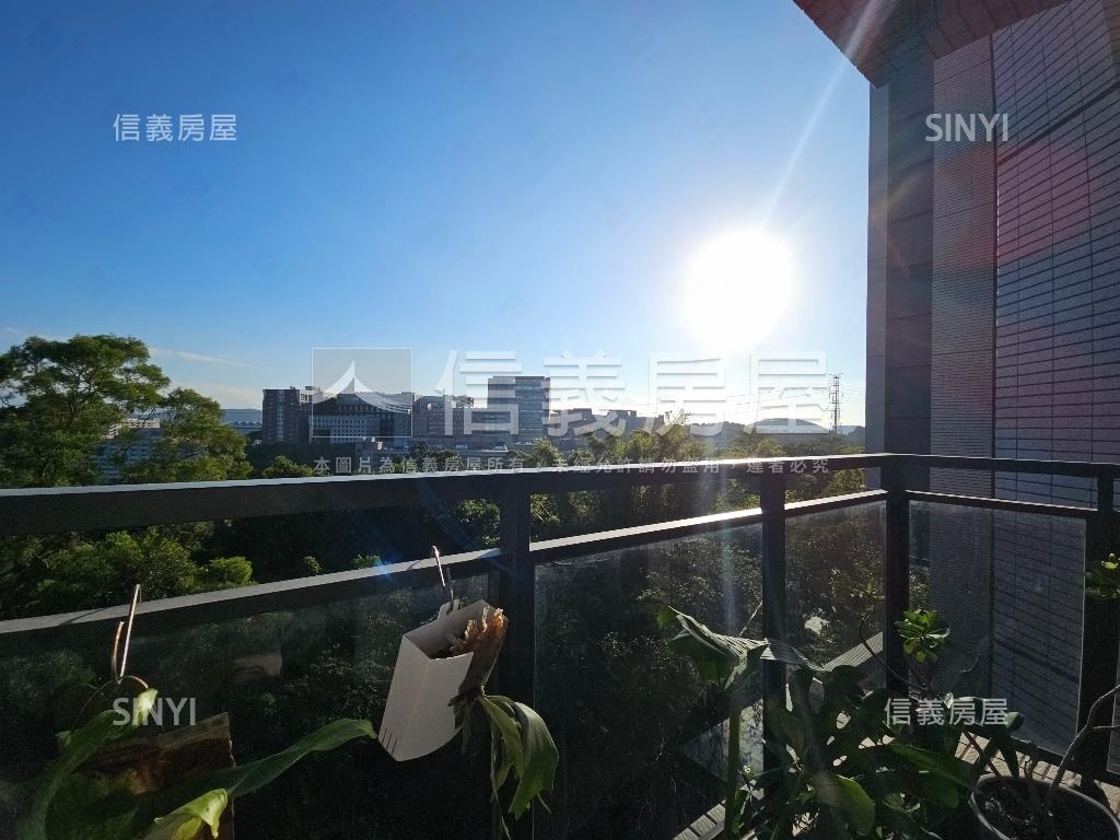 富宇天匯美妝三房車位房屋室內格局與周邊環境