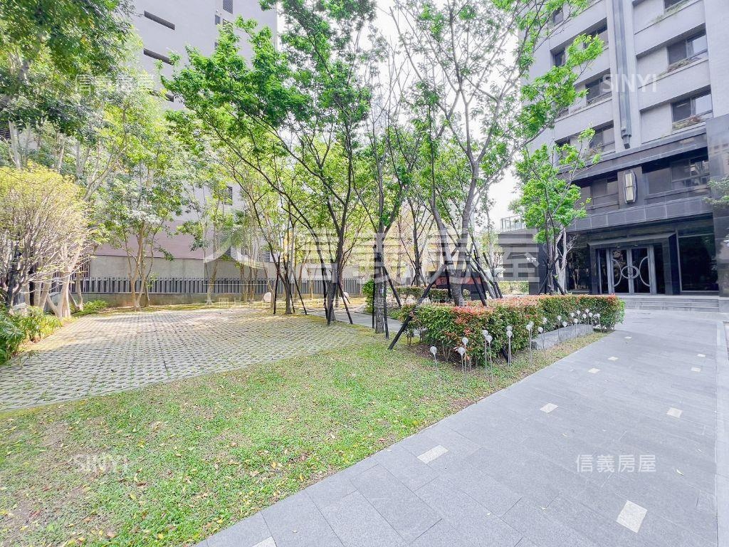 大城雲杉裝潢戶平車房屋室內格局與周邊環境