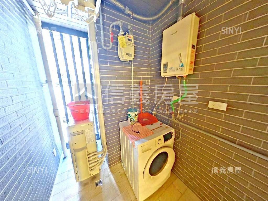 大安Ｖ●邊間高樓附車位房屋室內格局與周邊環境