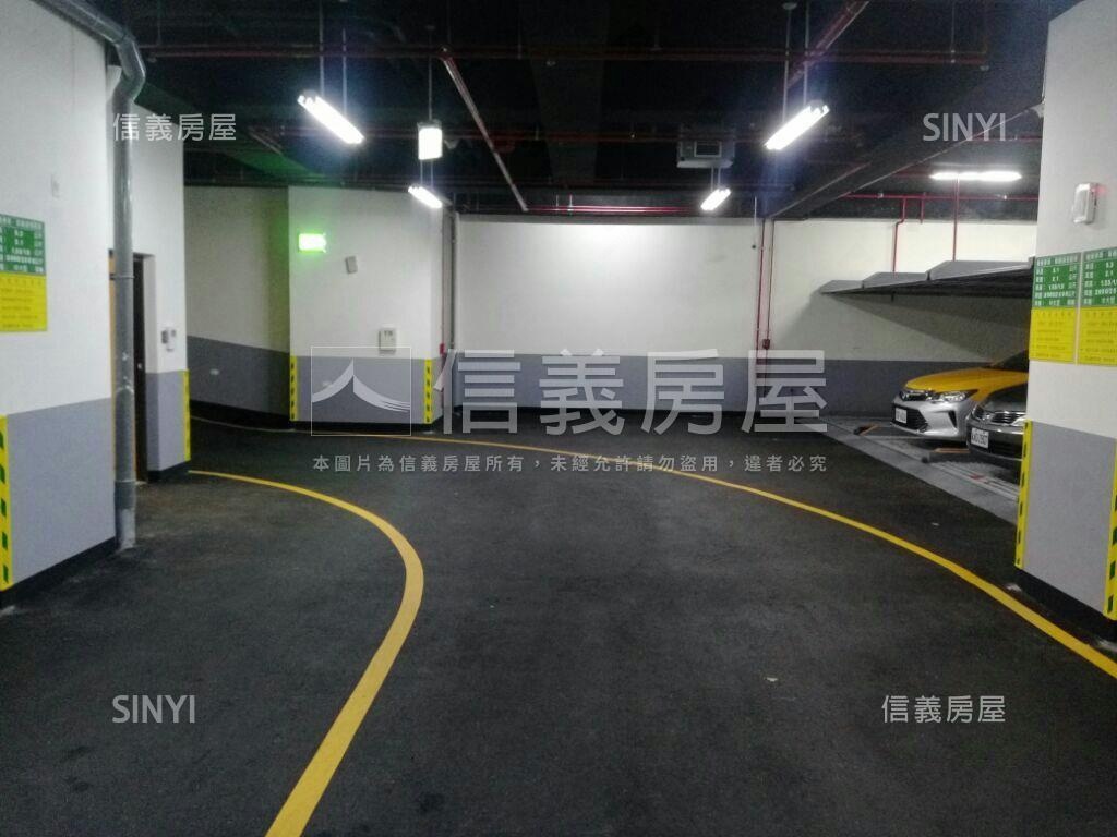 大安Ｖ●邊間高樓附車位房屋室內格局與周邊環境
