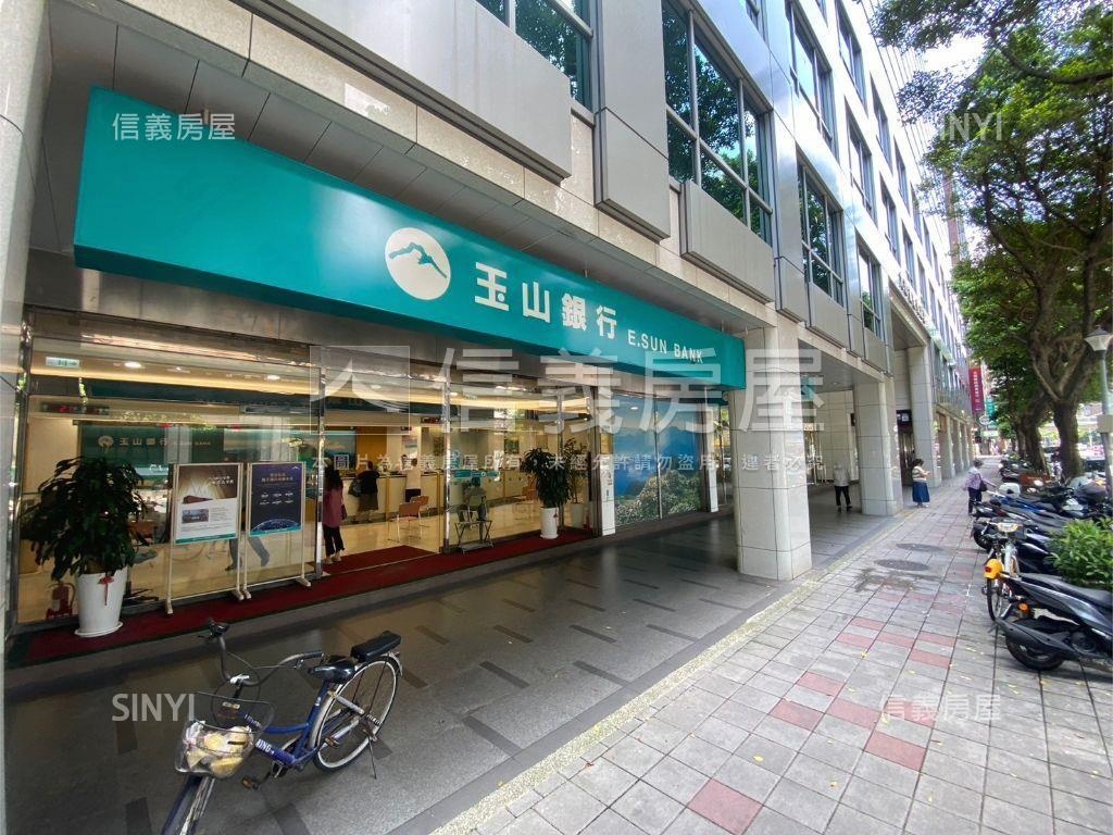 大安Ｖ●邊間高樓附車位房屋室內格局與周邊環境