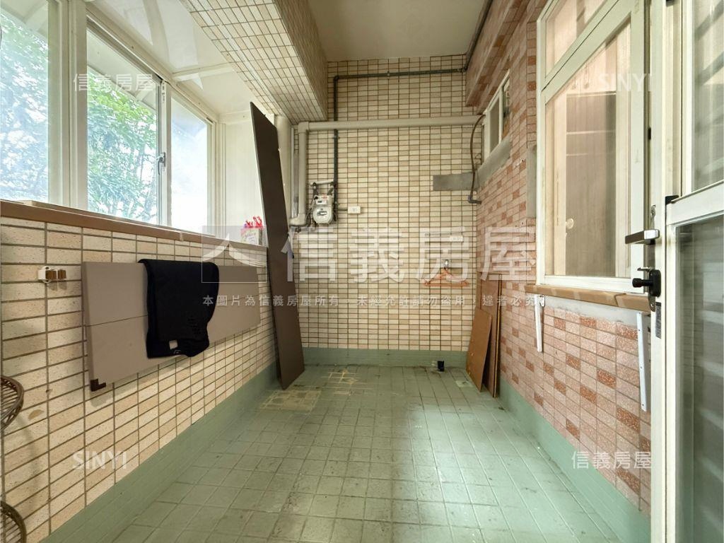 凌雲五村★綠意美屋房屋室內格局與周邊環境