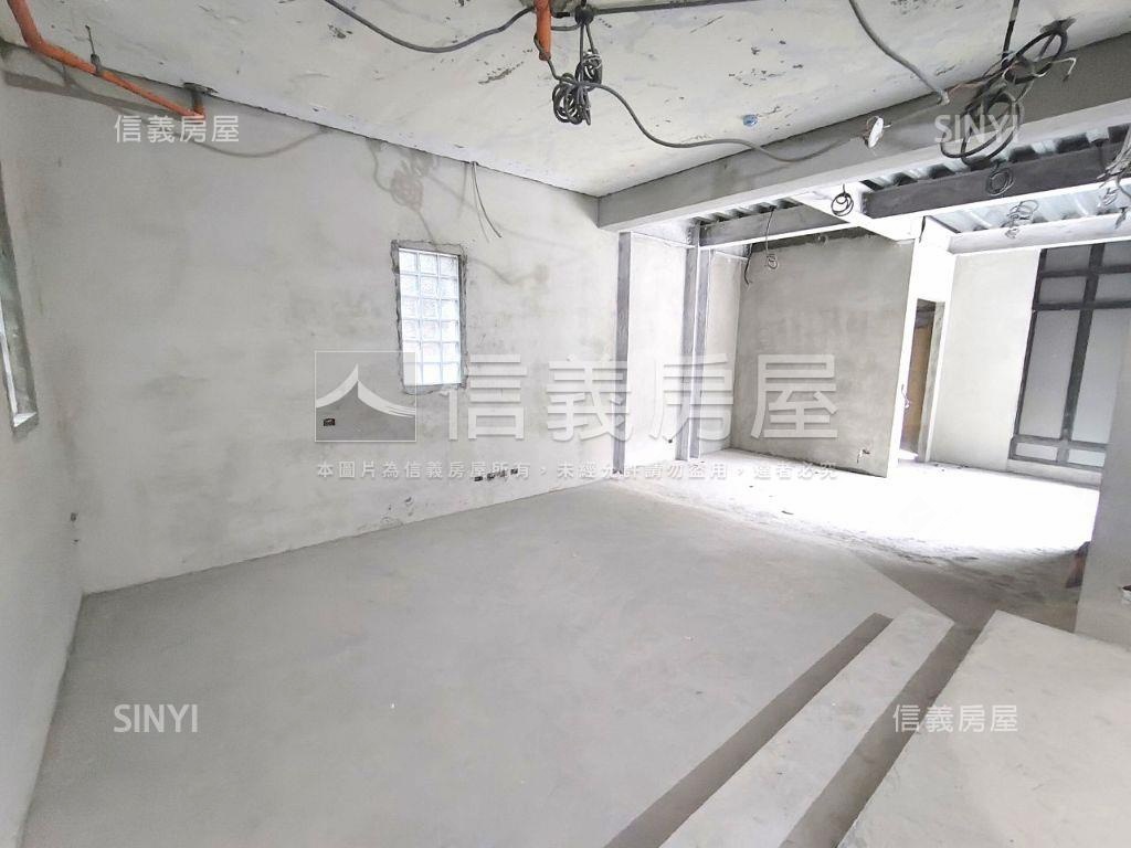 吉祥獨棟透天６房車位房屋室內格局與周邊環境