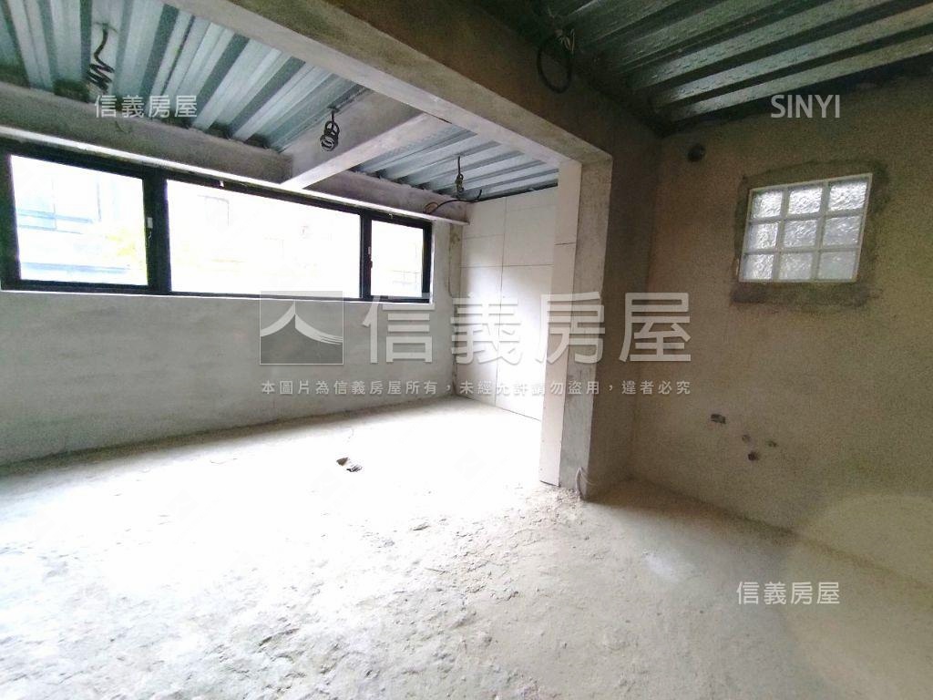 吉祥獨棟透天６房車位房屋室內格局與周邊環境