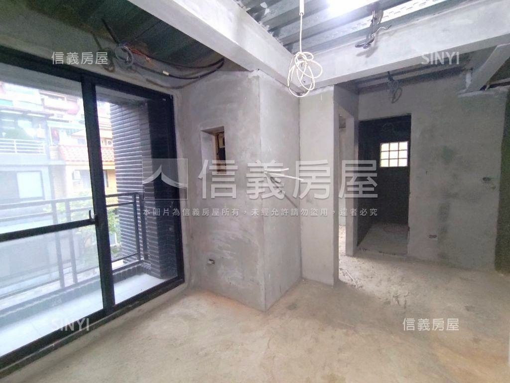 吉祥獨棟透天６房車位房屋室內格局與周邊環境