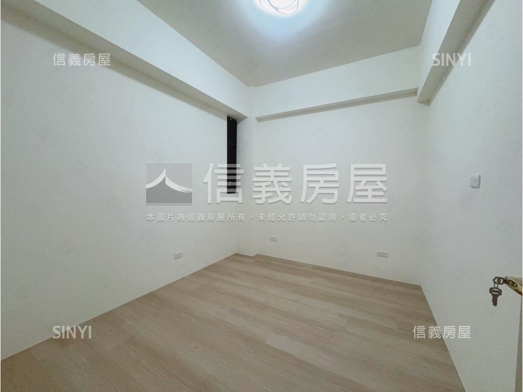 內壢後站新津和府４房車位房屋室內格局與周邊環境