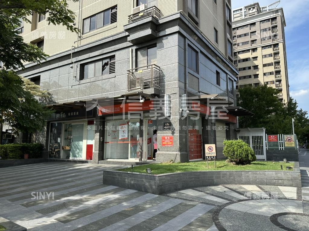 晴空大地３房車位房屋室內格局與周邊環境