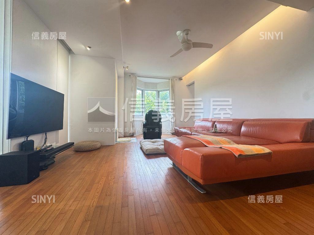 瓏山林一層一戶華廈房屋室內格局與周邊環境