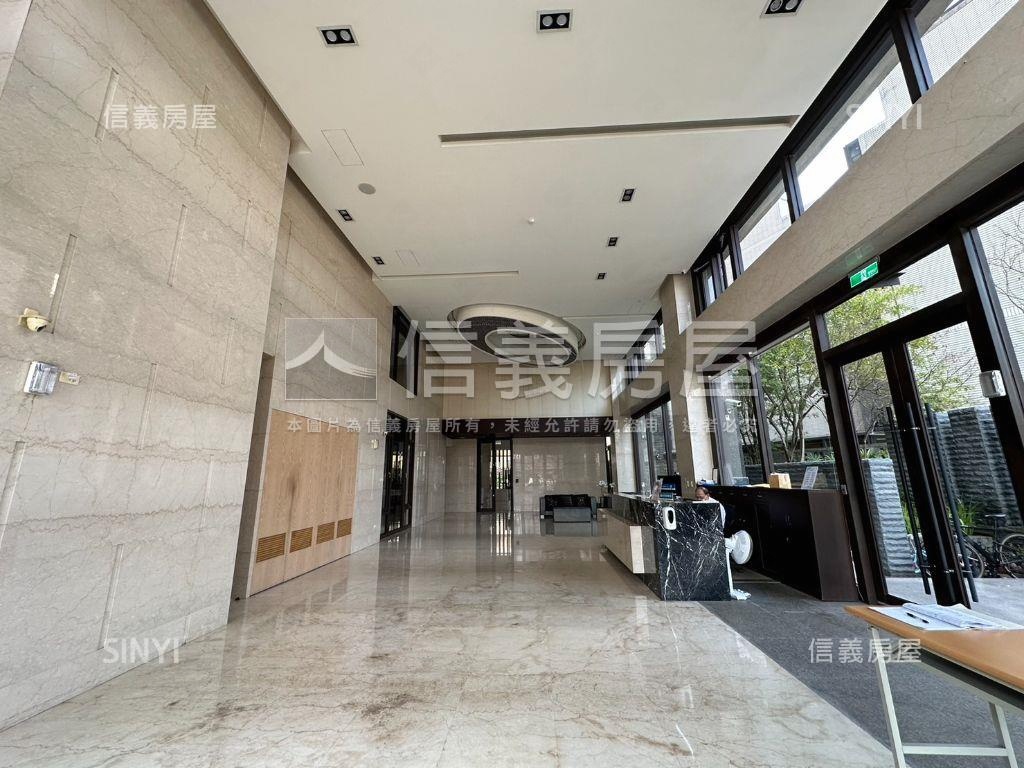 晴川岸近河畔金店面房屋室內格局與周邊環境