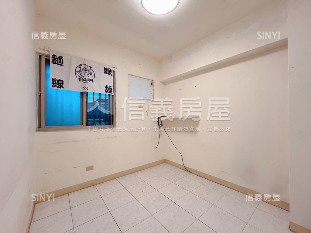 彭福國小青年成家電梯三房房屋室內格局與周邊環境