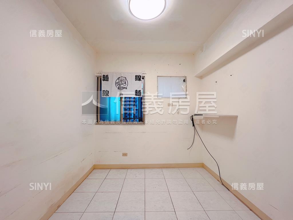 彭福國小青年成家電梯三房房屋室內格局與周邊環境