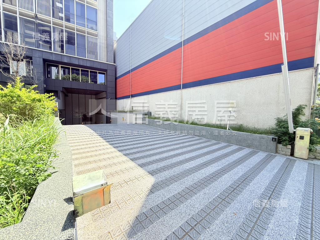 專任竹北首選企業據點商辦房屋室內格局與周邊環境