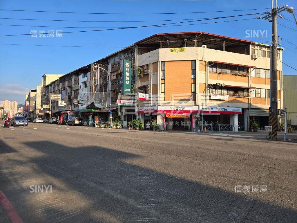 北屯東山商圈臨路透天房屋室內格局與周邊環境