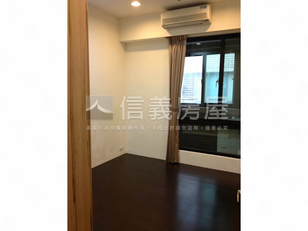 東禧高樓三房車位房屋室內格局與周邊環境