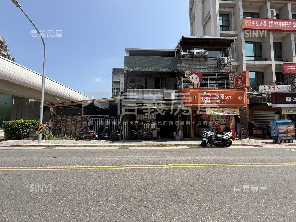 正捷運奇岩置產黃金透天房屋室內格局與周邊環境
