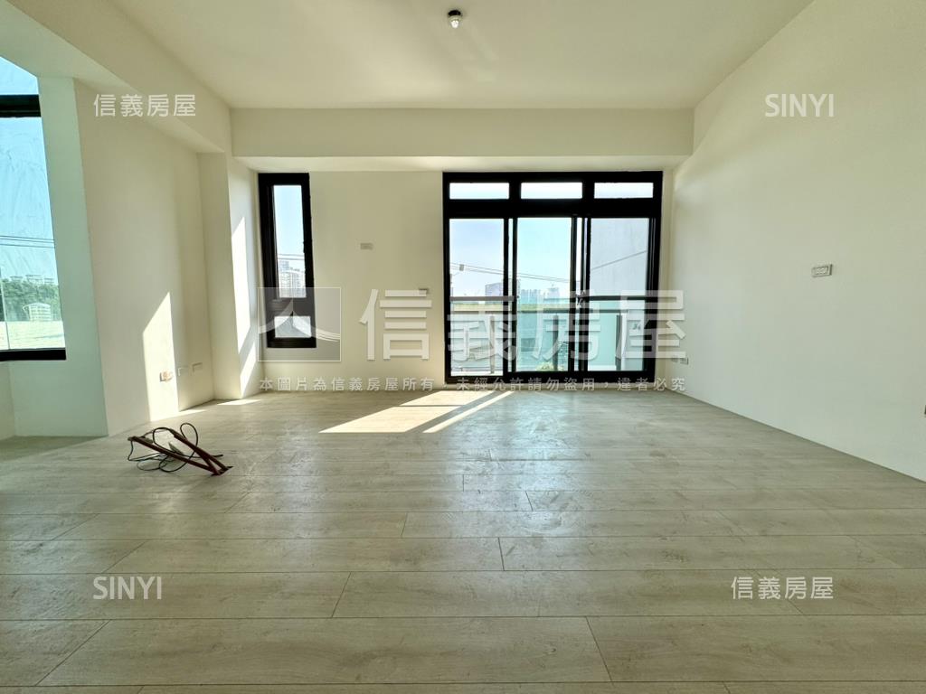 全新落成！臨路大面寬別墅房屋室內格局與周邊環境