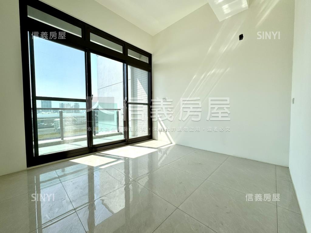 全新落成！臨路大面寬別墅房屋室內格局與周邊環境