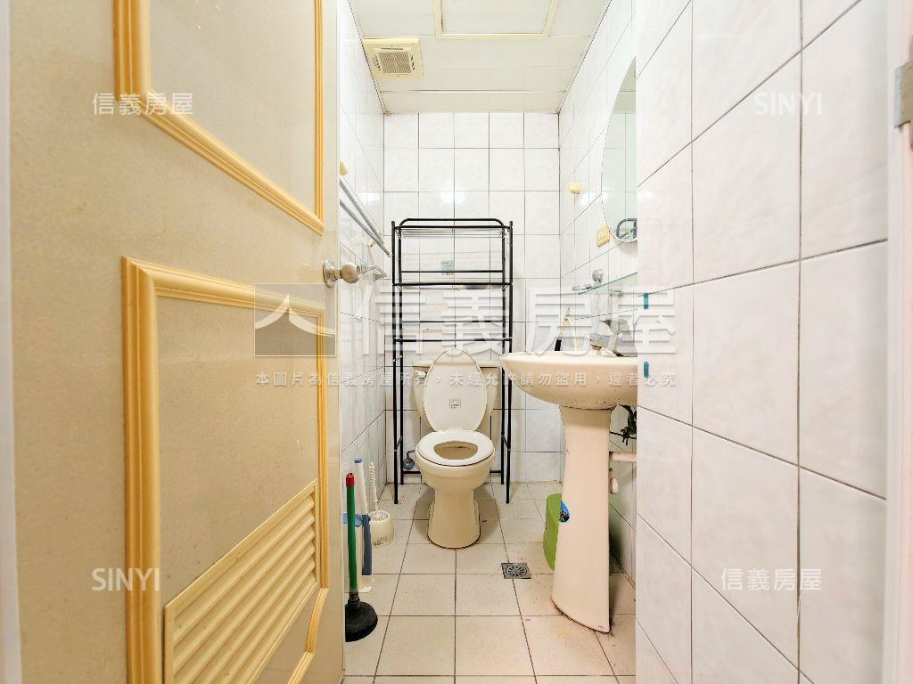 得意捷運低總價三房車位房屋室內格局與周邊環境