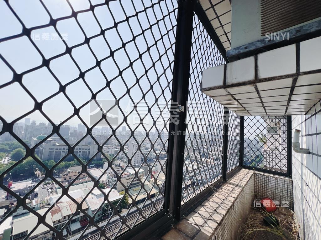 城市經典★面國圖館視野戶房屋室內格局與周邊環境