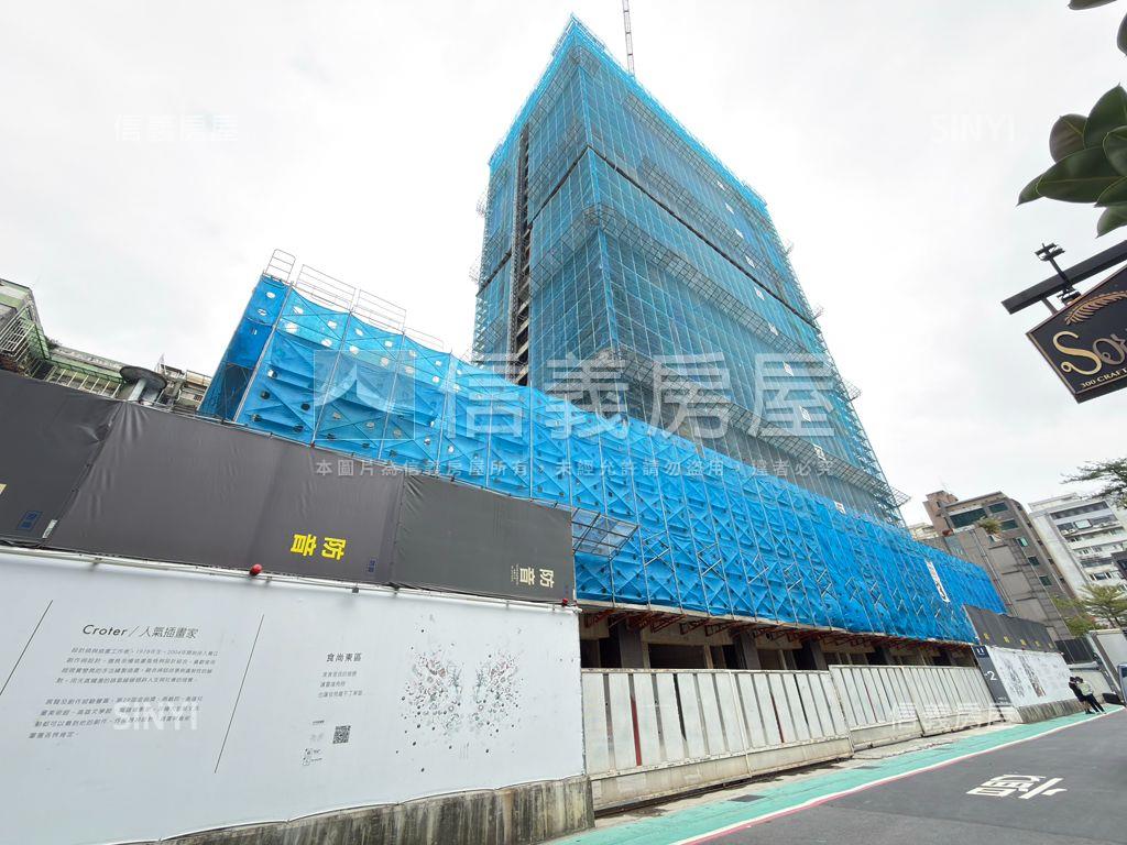 一眼瞬間★鑄慕高樓附車位房屋室內格局與周邊環境