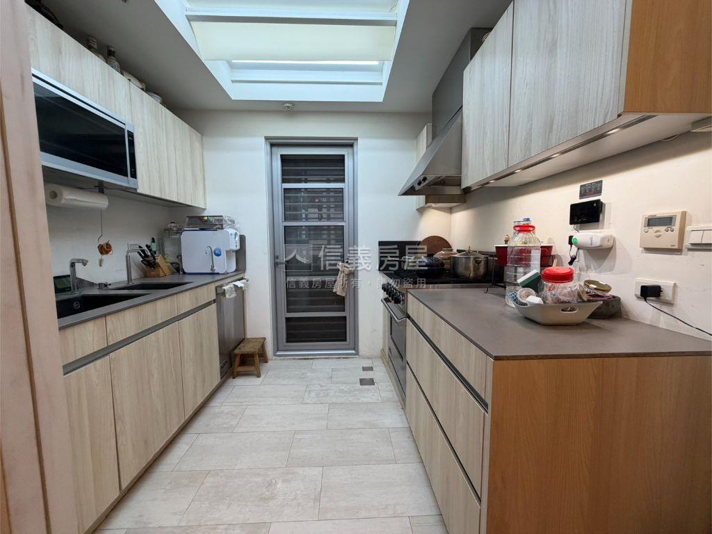 養心殿高樓大器豪邸房屋室內格局與周邊環境