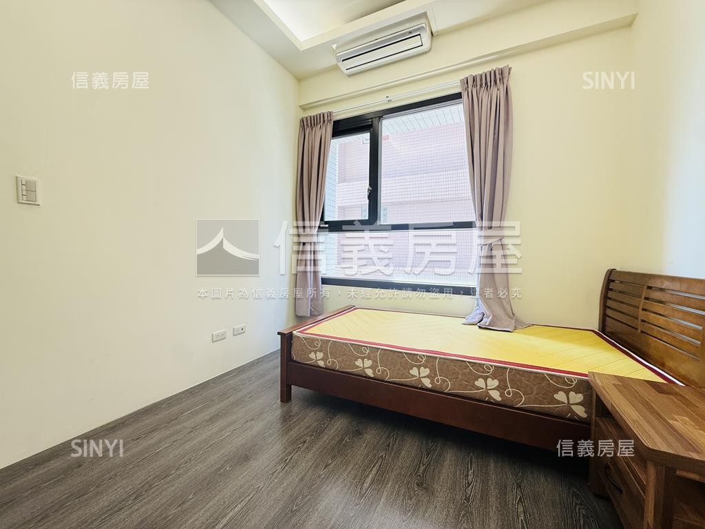 雄商旁輕屋齡質感三房車位房屋室內格局與周邊環境