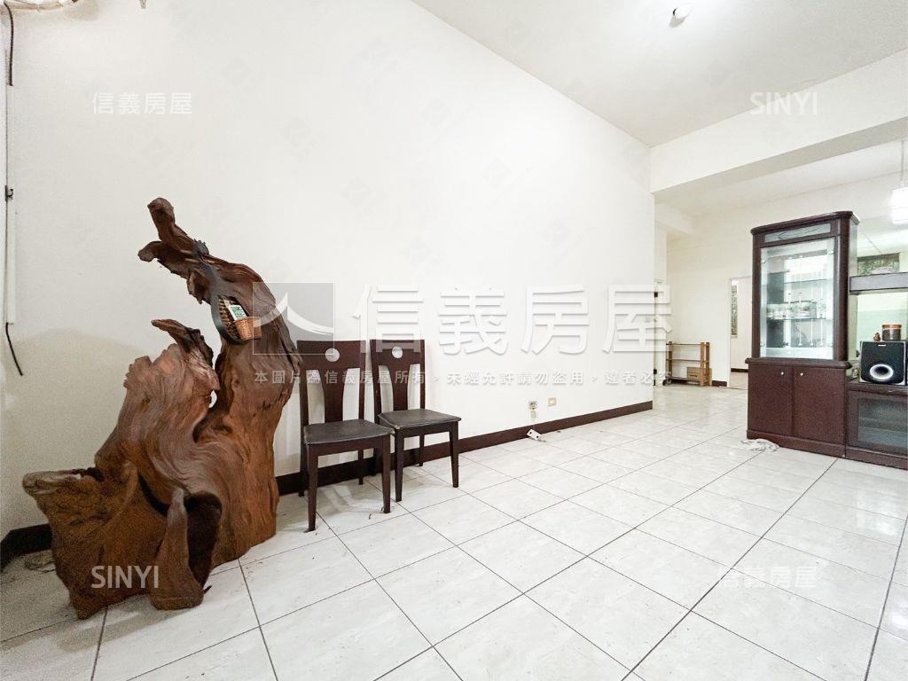 聖景名門方正一樓房屋室內格局與周邊環境