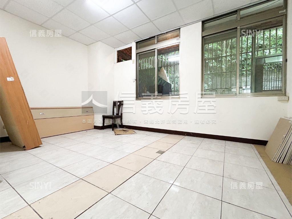 聖景名門方正一樓房屋室內格局與周邊環境