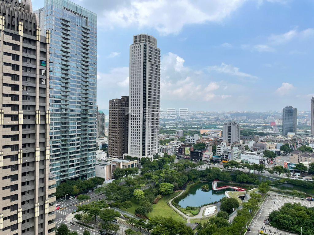 台中帝寶高樓層視野戶房屋室內格局與周邊環境