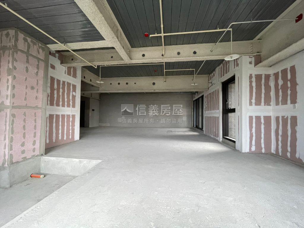 台中帝寶高樓層視野戶房屋室內格局與周邊環境