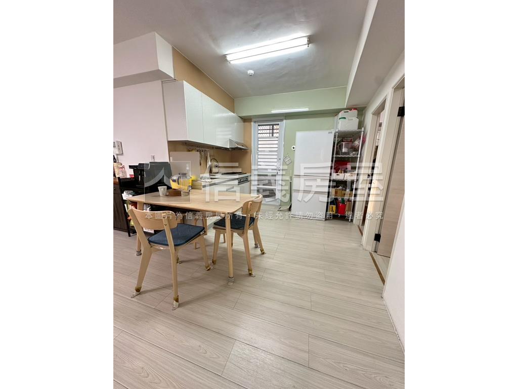 愛心路溫馨裝潢大兩房房屋室內格局與周邊環境