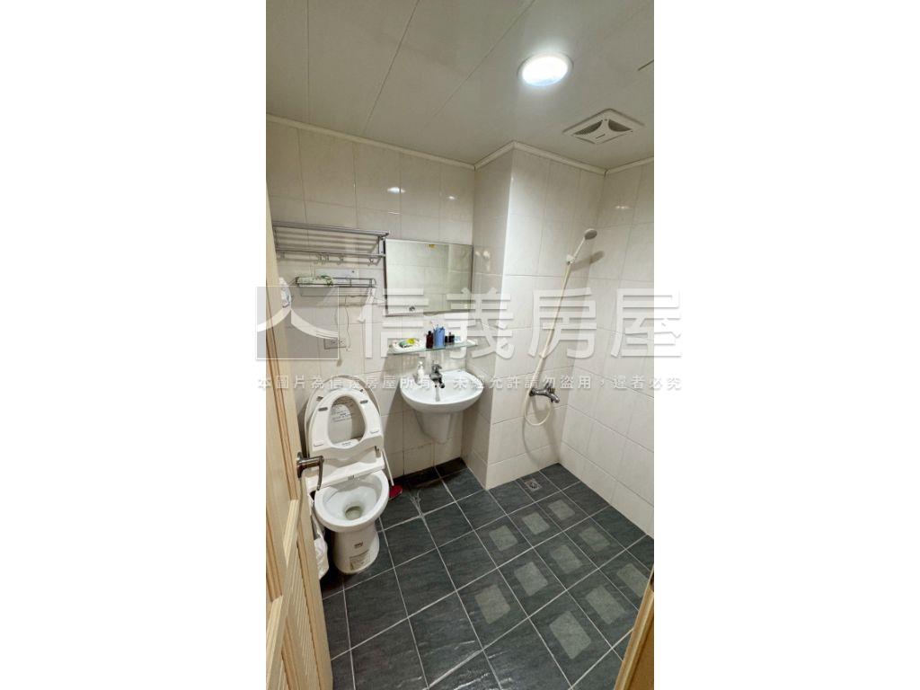 近文心景觀兩房車位房屋室內格局與周邊環境