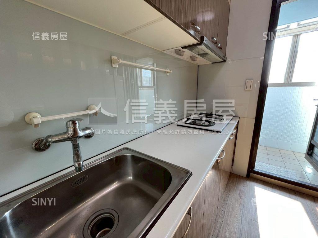 近文心景觀兩房車位房屋室內格局與周邊環境