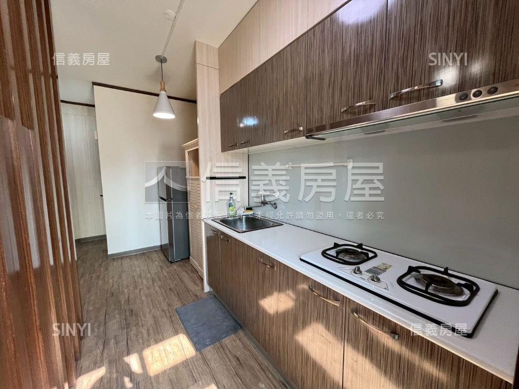 近文心景觀兩房車位房屋室內格局與周邊環境