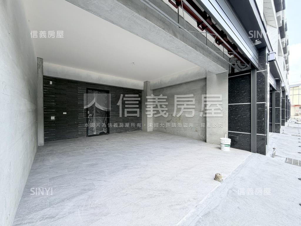 東松大鉅臨路電梯別墅房屋室內格局與周邊環境