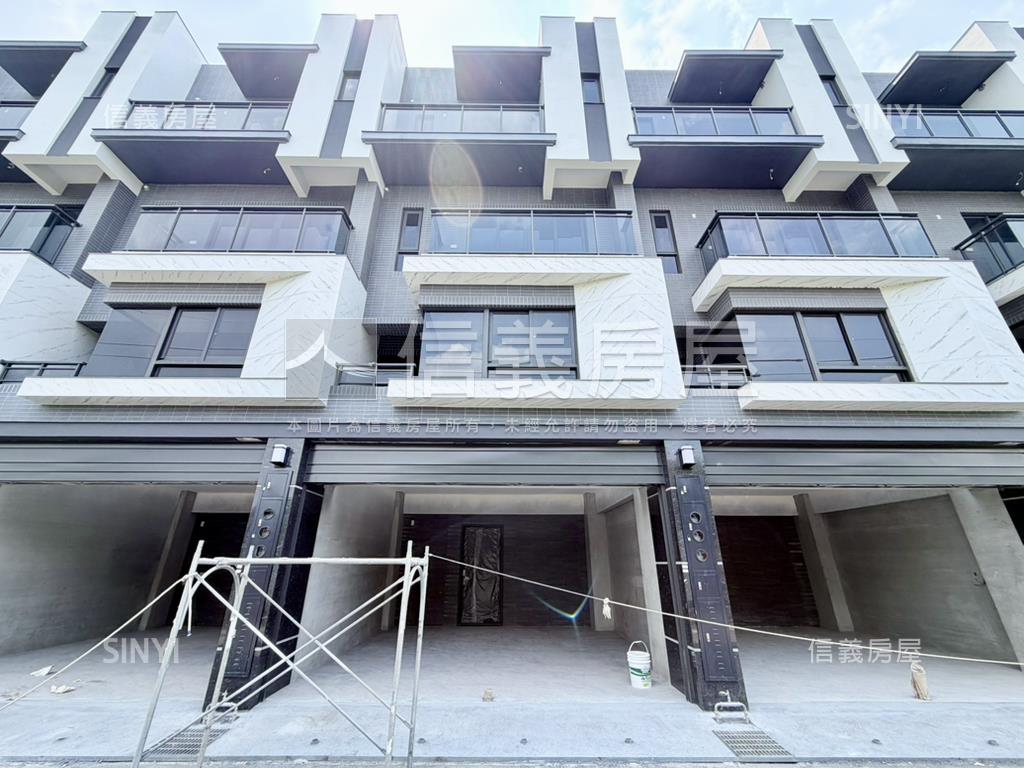 東松大鉅臨路電梯別墅房屋室內格局與周邊環境